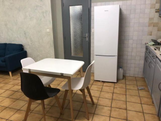 Hoche Apartamento Coursan Exterior foto