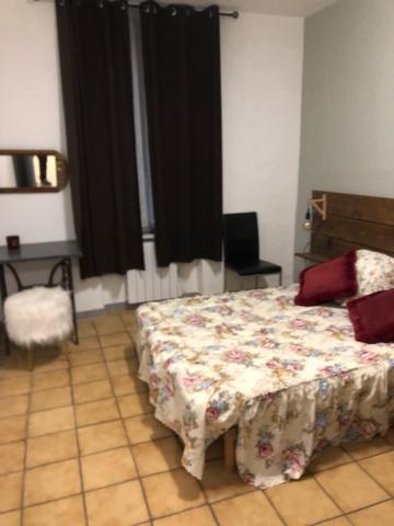 Hoche Apartamento Coursan Exterior foto
